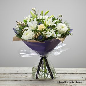 Twinkling white bouquet